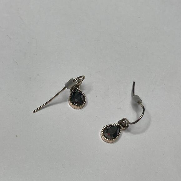 three white bracelets set costume jewelry pull on stretch some clear beads - Picture 5 of 13